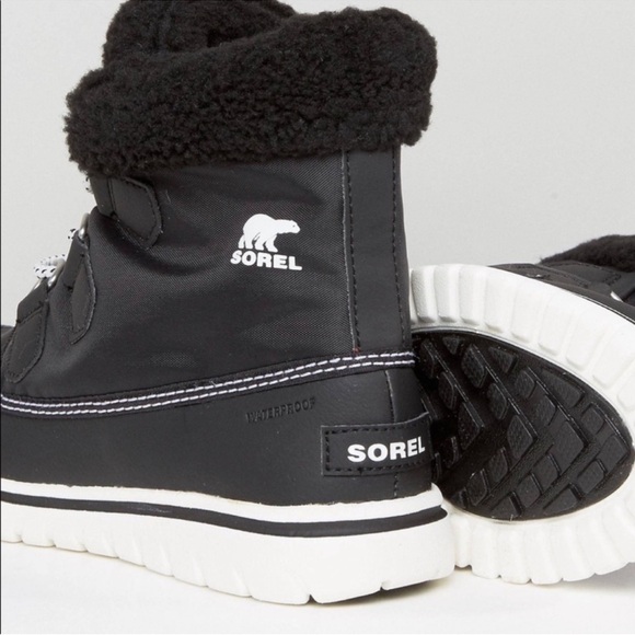 Sorel Cozy Carnival Coated Waterproof Boots Black Size 6 - Picture 8 of 11